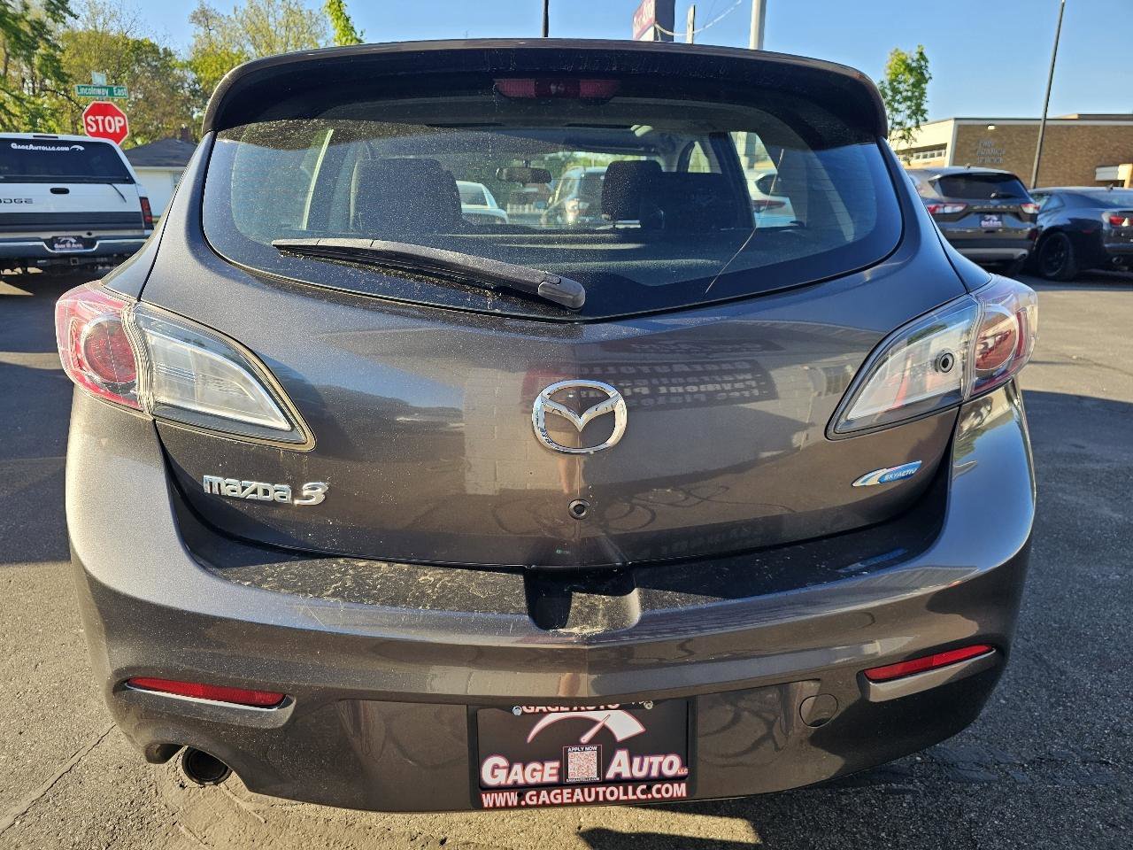 Used 2013 MAZDA MAZDA3 i Touring FWD image 10