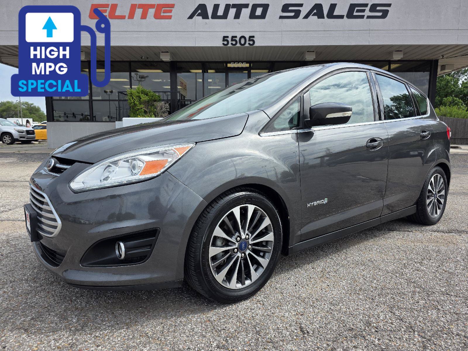 Used 2018 Ford C-MAX Titanium FWD image 1