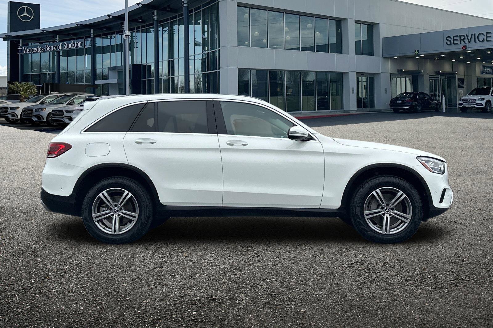 Certified 2021 Mercedes-Benz GLC 300 4MATIC image 3