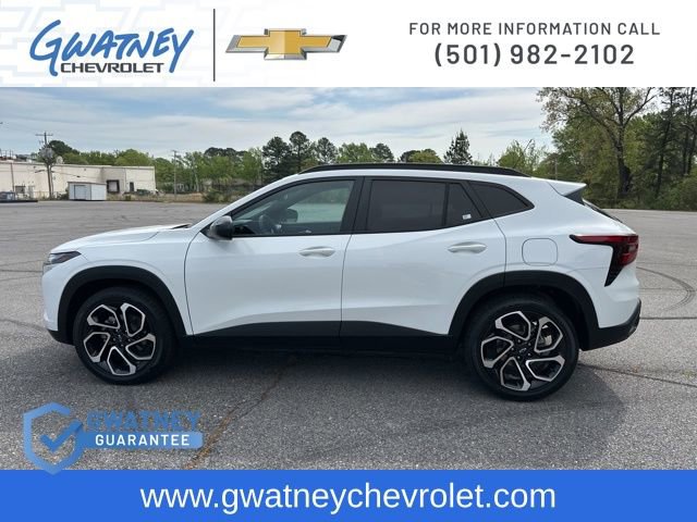 Used 2024 Chevrolet Trax RS w/ Driver Confidence Package image 8