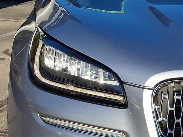 Used 2022 Lincoln Corsair Standard w/ Equipment Group 101A image 10