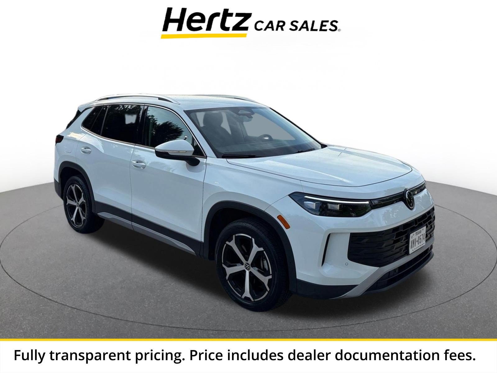 Used 2026 Volkswagen Tiguan SE AWD/4WD image 1