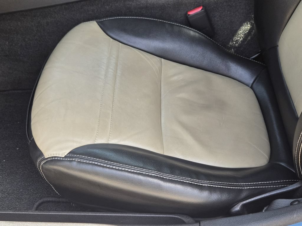 Used 2008 Saturn Sky Red Line RWD image 25