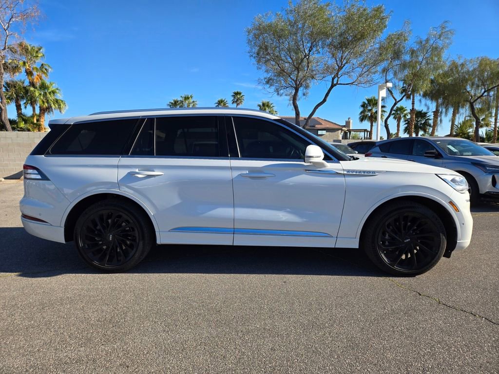 Used 2022 Lincoln Aviator Reserve w/ Equipment Group 201A image 5