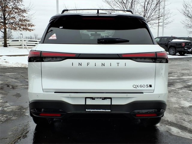 New 2026 INFINITI QX60 Sport w/ Dark Cargo Package image 5