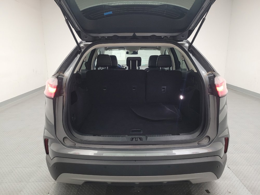 Used 2024 Ford Edge SEL image 29