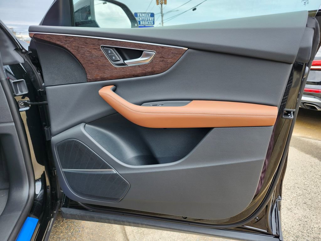 New 2026 Audi Q8 Premium Plus image 16