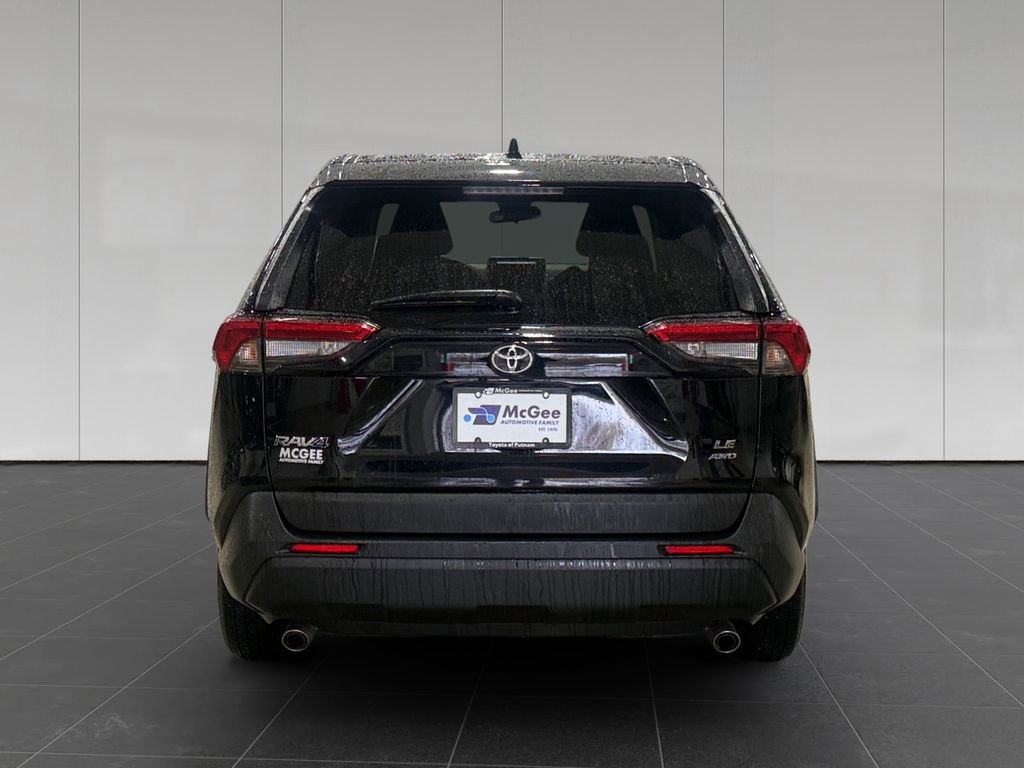Used 2025 Toyota RAV4 LE image 4