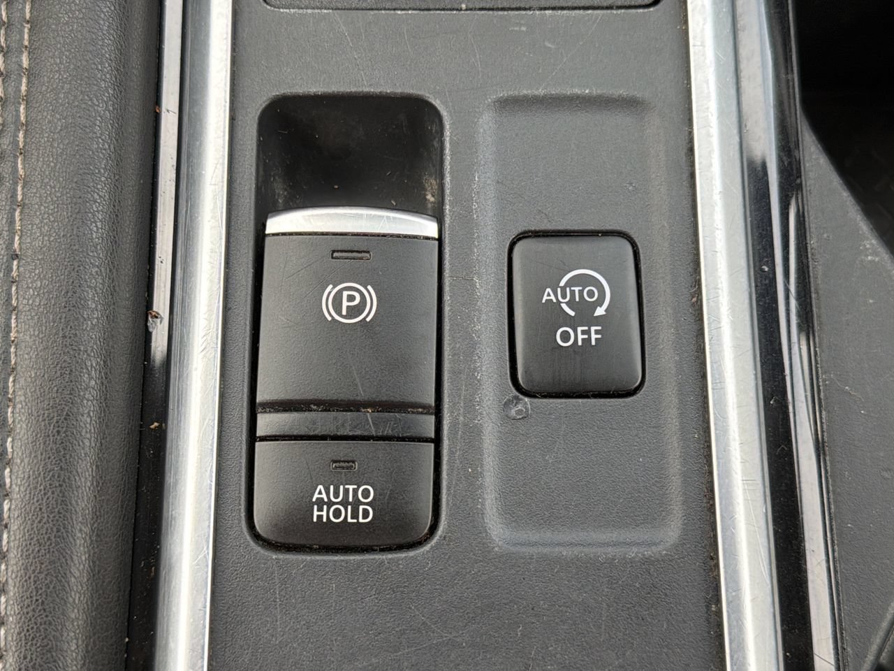 Used 2025 Nissan Pathfinder Platinum w/ Cargo Package AWD/4WD image 8
