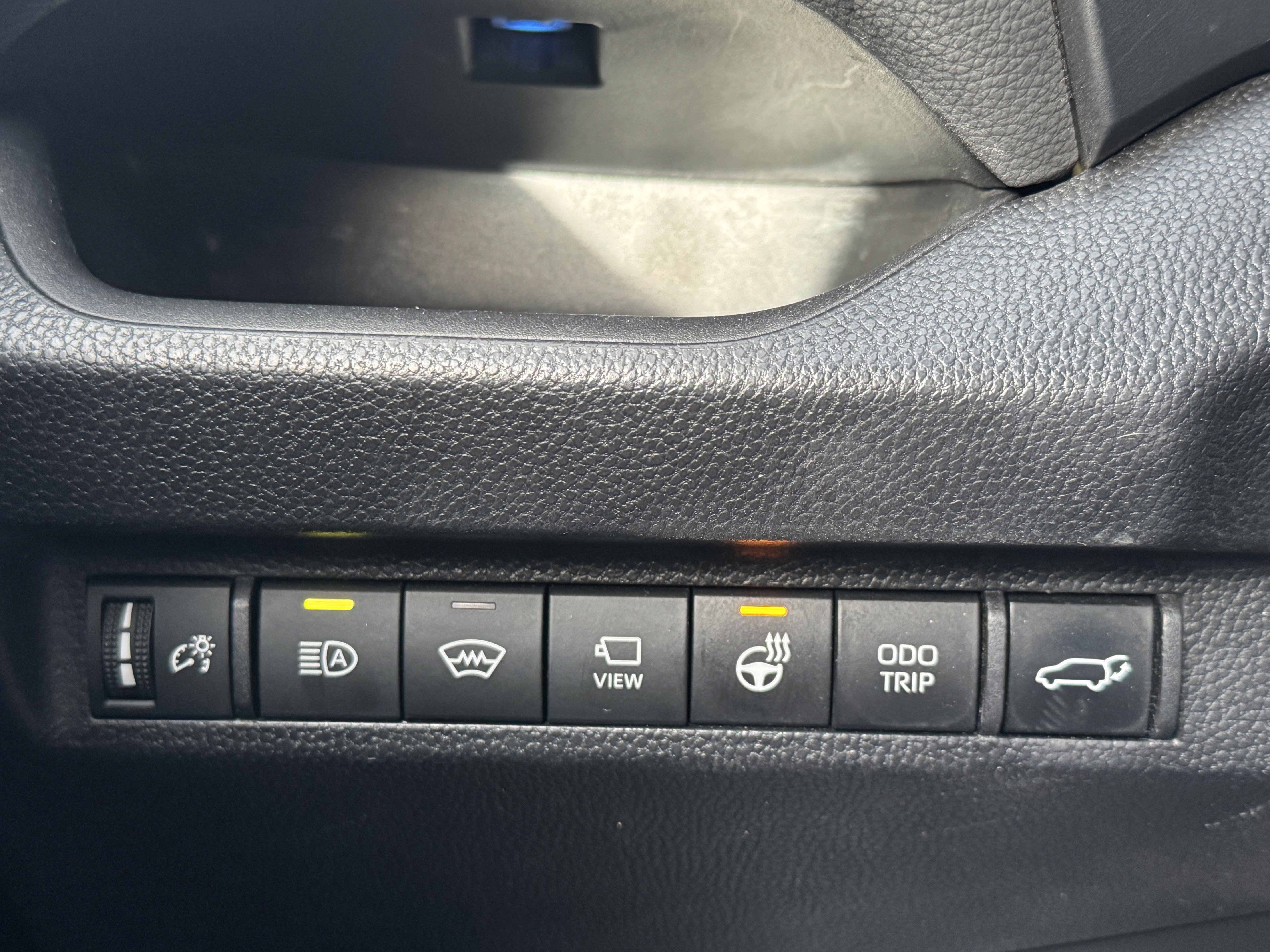 Used 2023 Toyota RAV4 XSE image 33