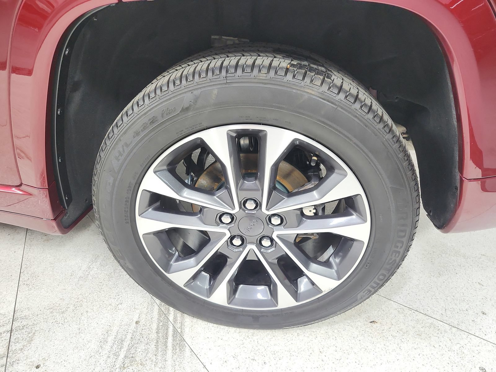 Used 2023 Jeep Grand Cherokee Overland AWD/4WD image 54