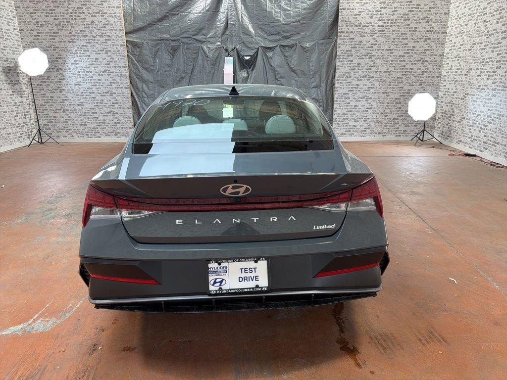 New 2026 Hyundai Elantra Limited image 6