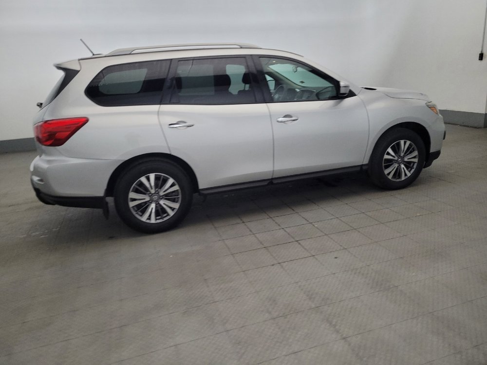 Used 2017 Nissan Pathfinder S FWD image 10