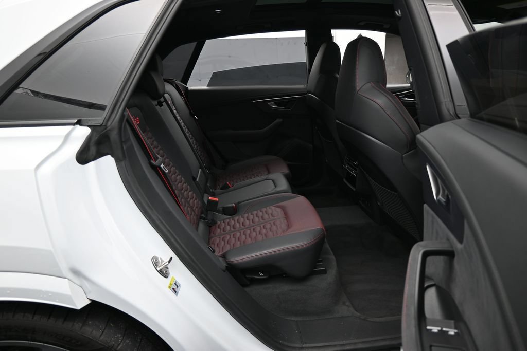 Used 2026 Audi RS Q8 performance AWD/4WD image 47
