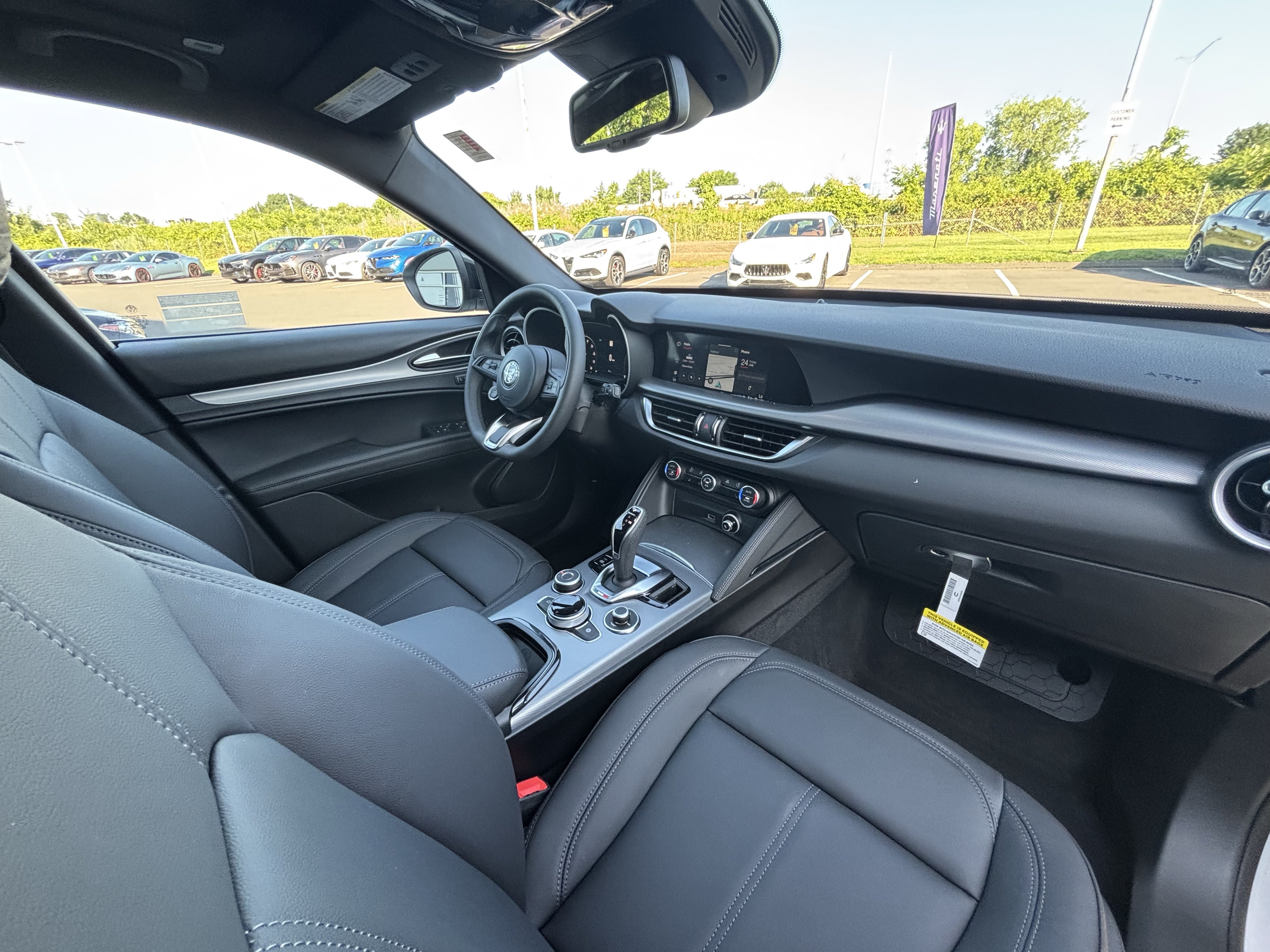 New 2026 Alfa Romeo Stelvio Sprint AWD/4WD image 32