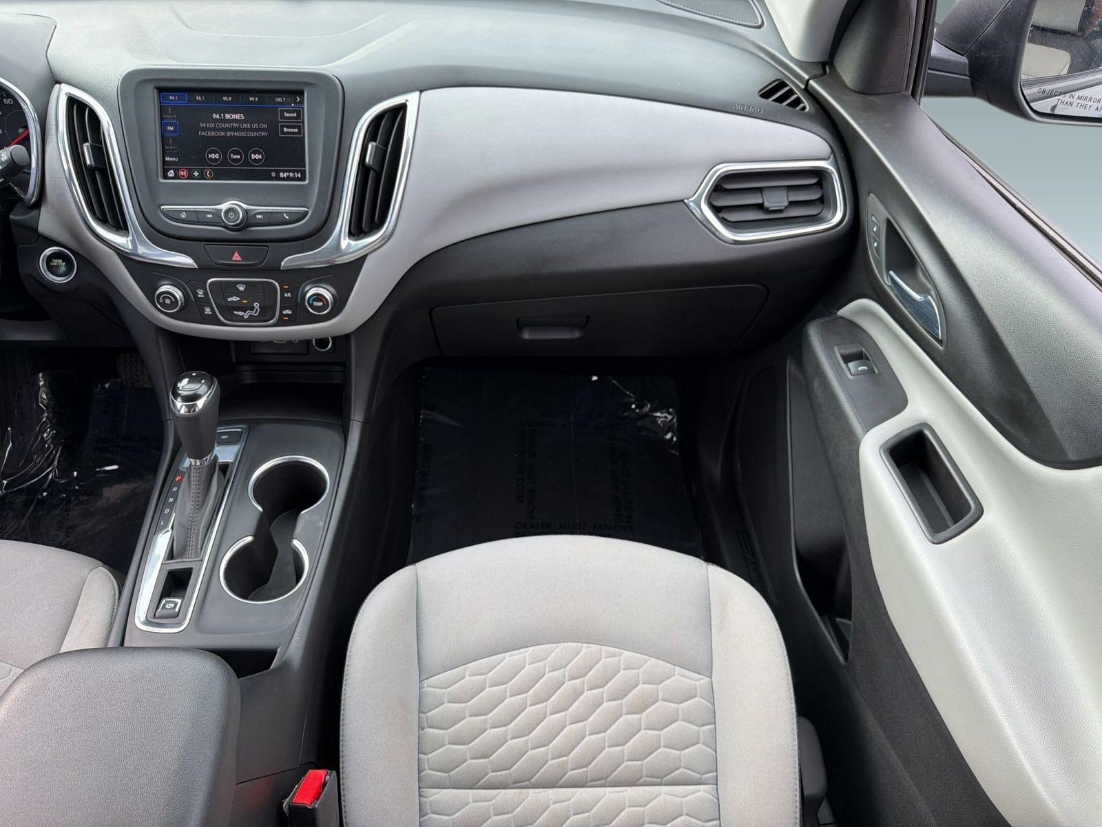 Used 2020 Chevrolet Equinox LS w/ LS Convenience Package AWD/4WD image 28