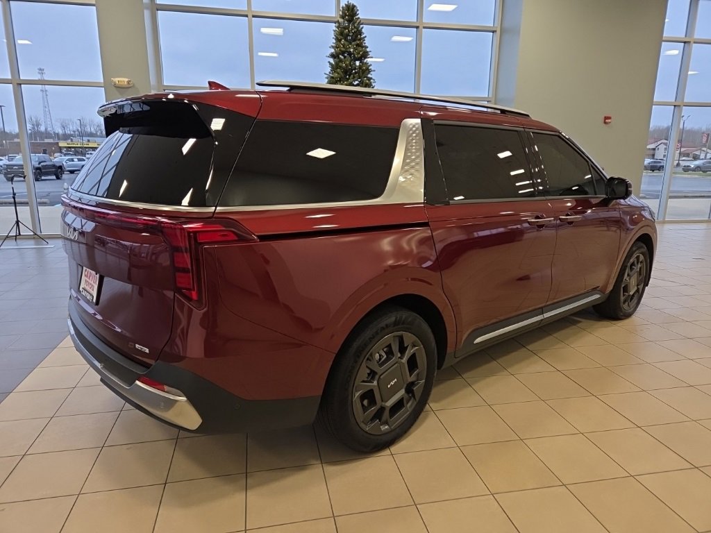 Used 2025 Kia Carnival SX image 7