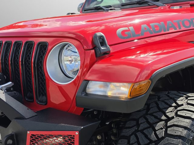 Used 2023 Jeep Gladiator Overland w/ Trailer Tow Package AWD/4WD image 13