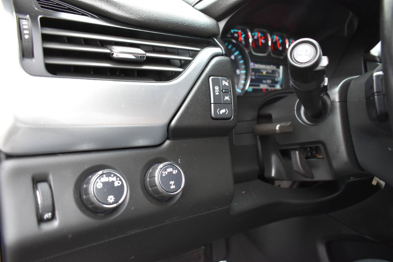 Used 2019 Chevrolet Suburban LT AWD/4WD image 43