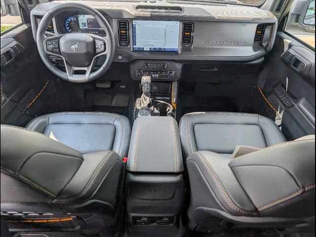 Used 2024 Ford Bronco Badlands AWD/4WD image 16