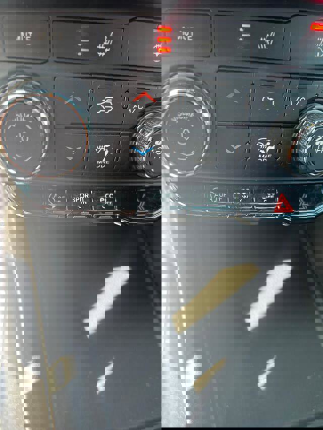 Used 2021 Dodge Durango GT image 26