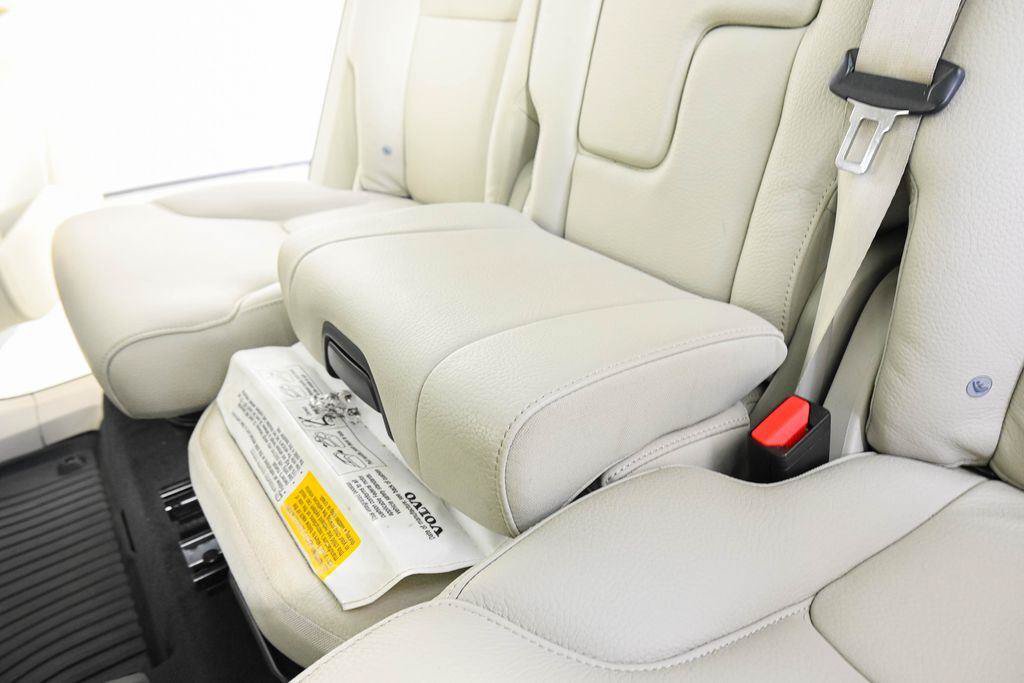 Used 2021 Volvo XC90 T8 Inscription Expression w/ Advanced Package AWD/4WD image 22