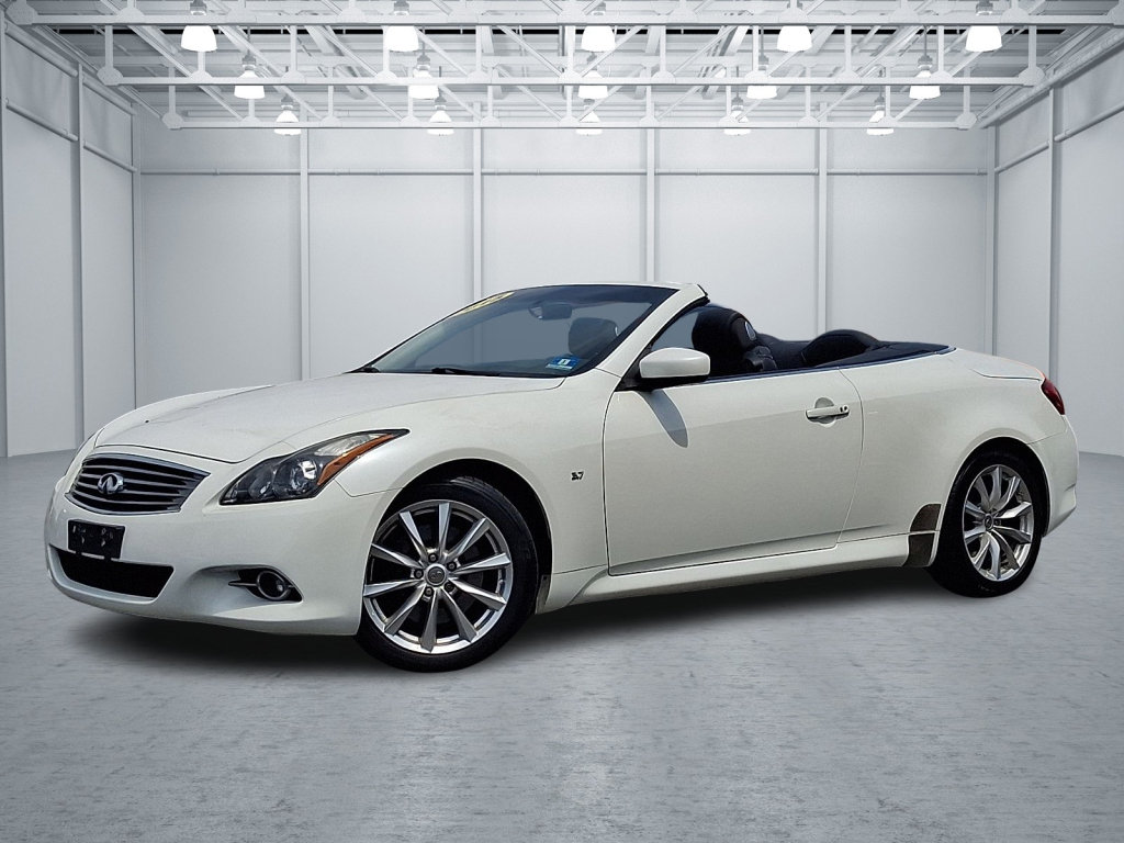 Used 2015 INFINITI Q60 Convertible w/ Premium Package
