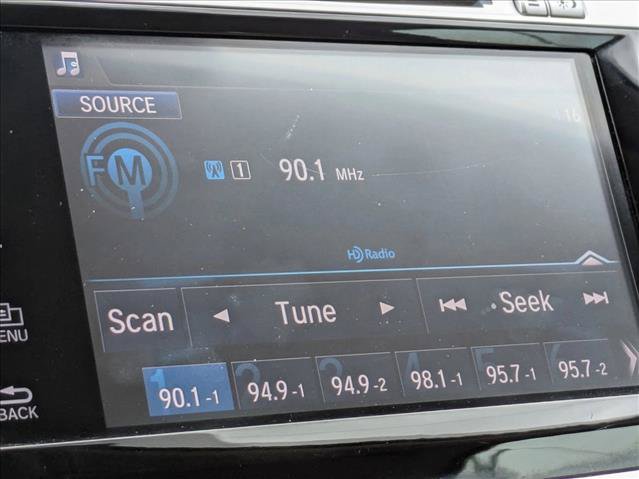 Used 2017 Honda Accord EX-L image 7