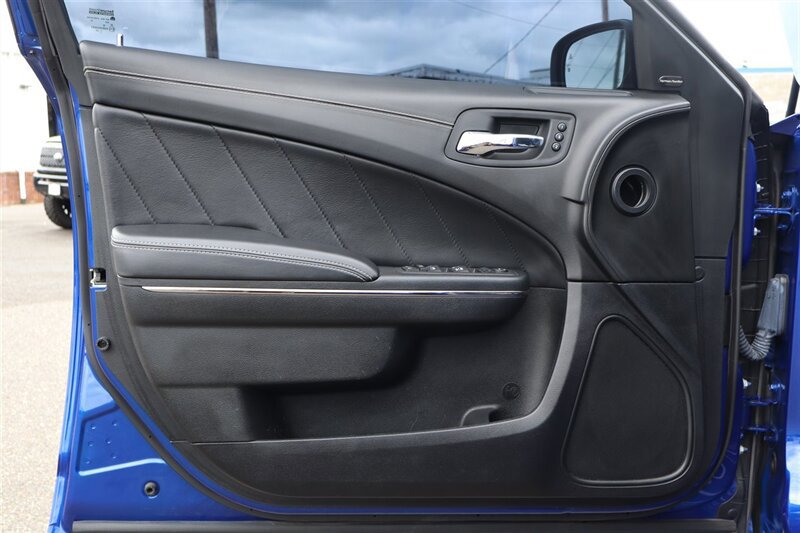 Used 2022 Dodge Charger SRT Hellcat RWD image 14