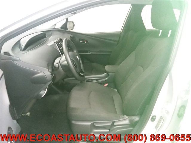 Used 2019 Toyota Prius LE FWD image 10