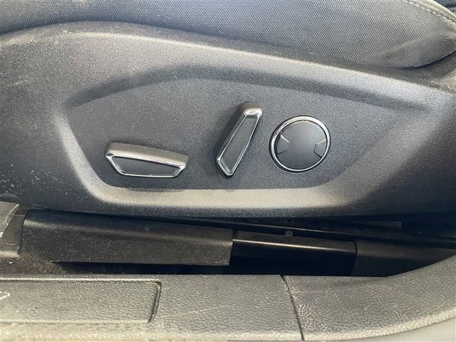 Used 2019 Ford Fusion SE image 18