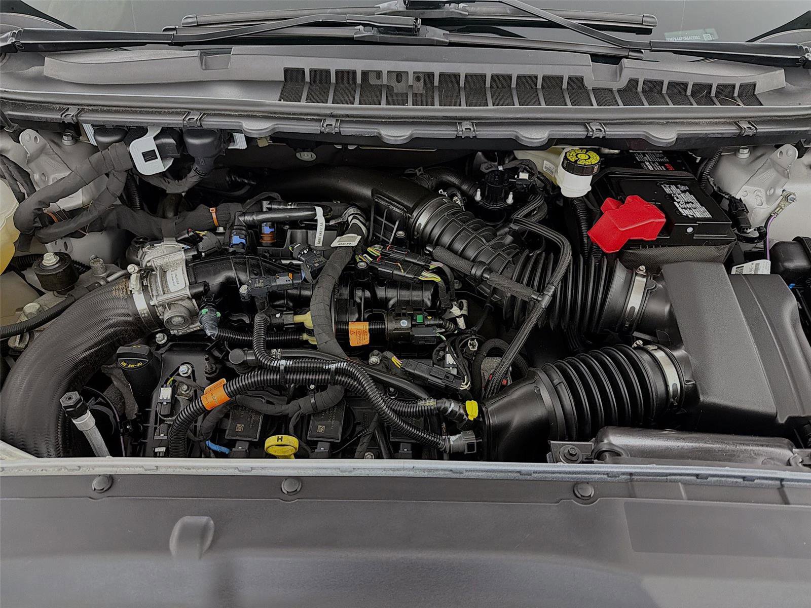 Used 2024 Ford Edge ST AWD/4WD image 29