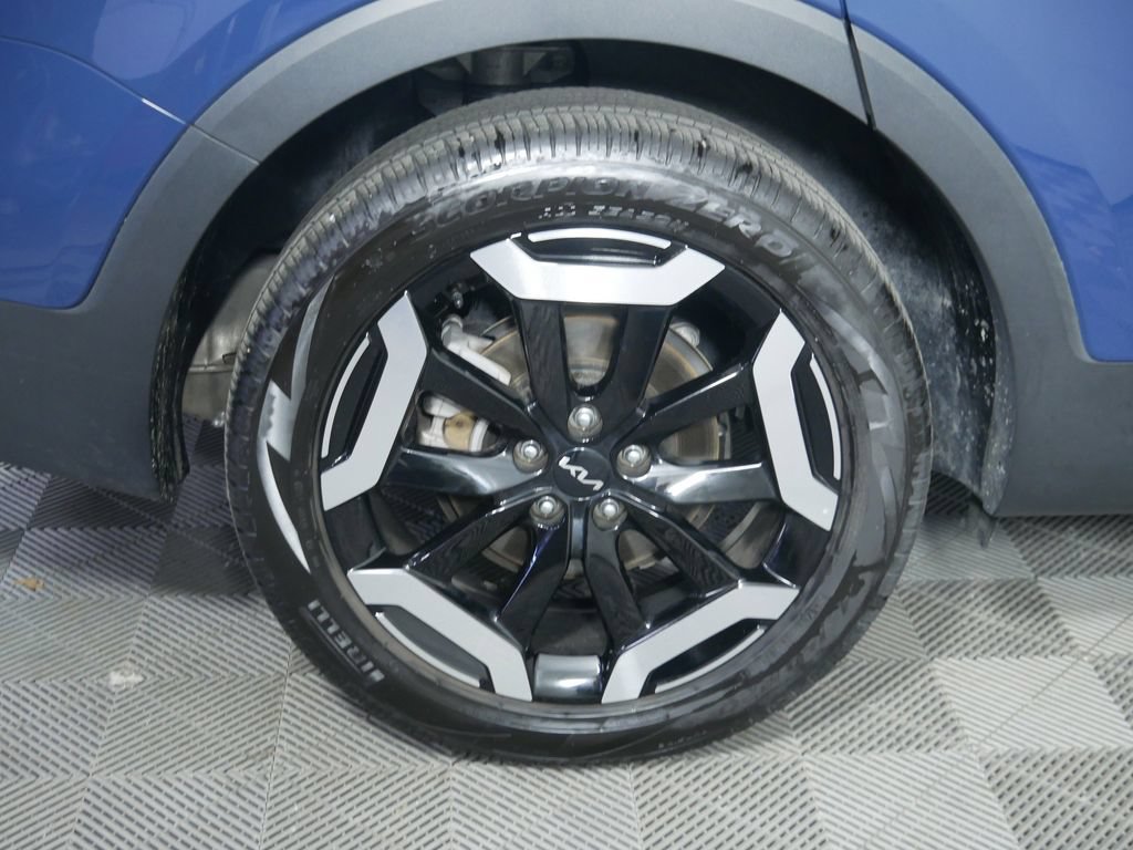 Used 2025 Kia Telluride EX X-Line AWD/4WD image 11