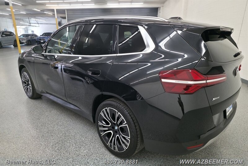 Used 2025 BMW X3 xDrive30i w/ Convenience Package AWD/4WD image 15