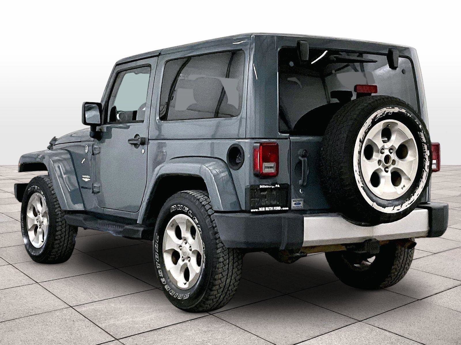 Used 2014 Jeep Wrangler Sahara w/ Dual Top Group image 11