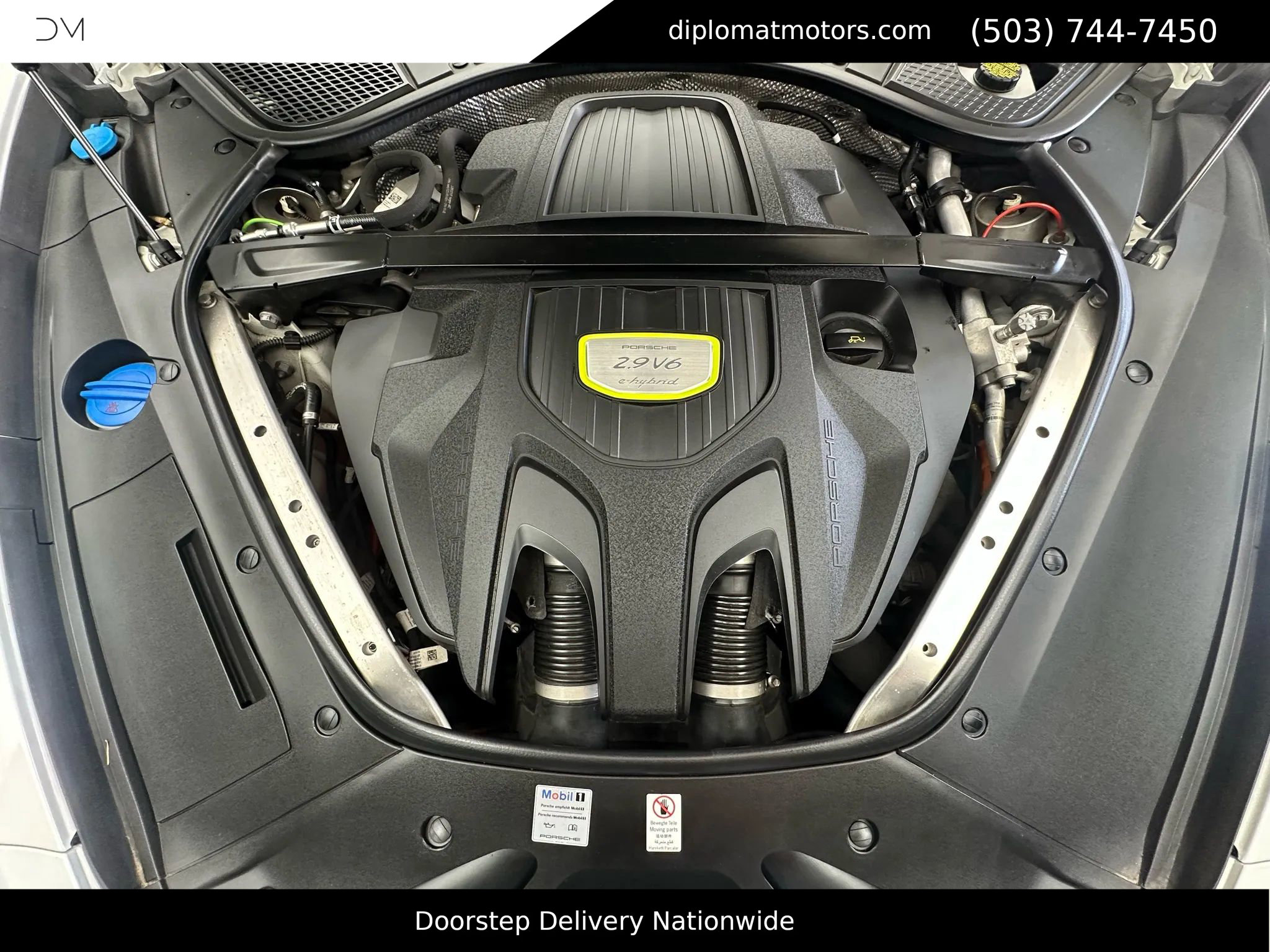 Used 2018 Porsche Panamera 4 image 46