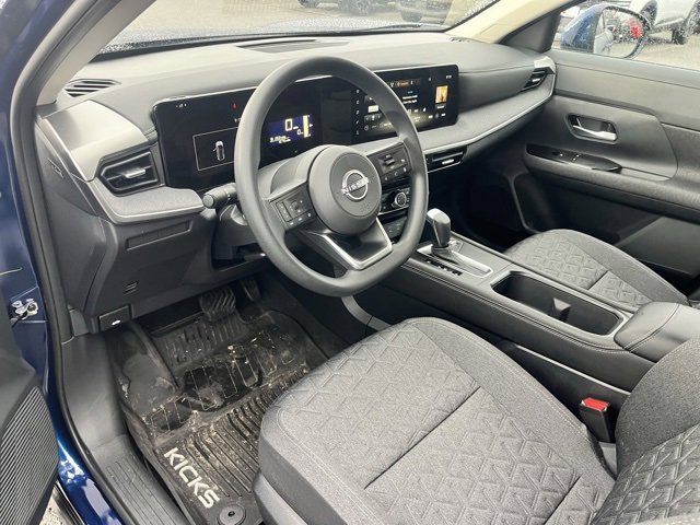 Certified 2025 Nissan Kicks SV image 10