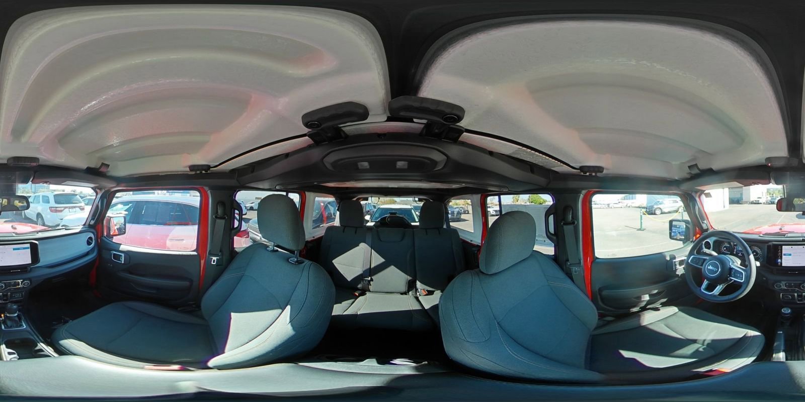 Used 2025 Jeep Wrangler Sahara image 41