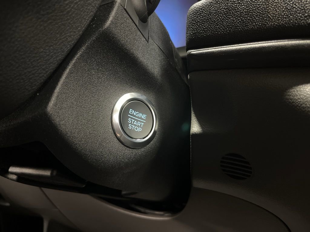 New 2026 Ford Transit 250 Low Roof RWD image 24