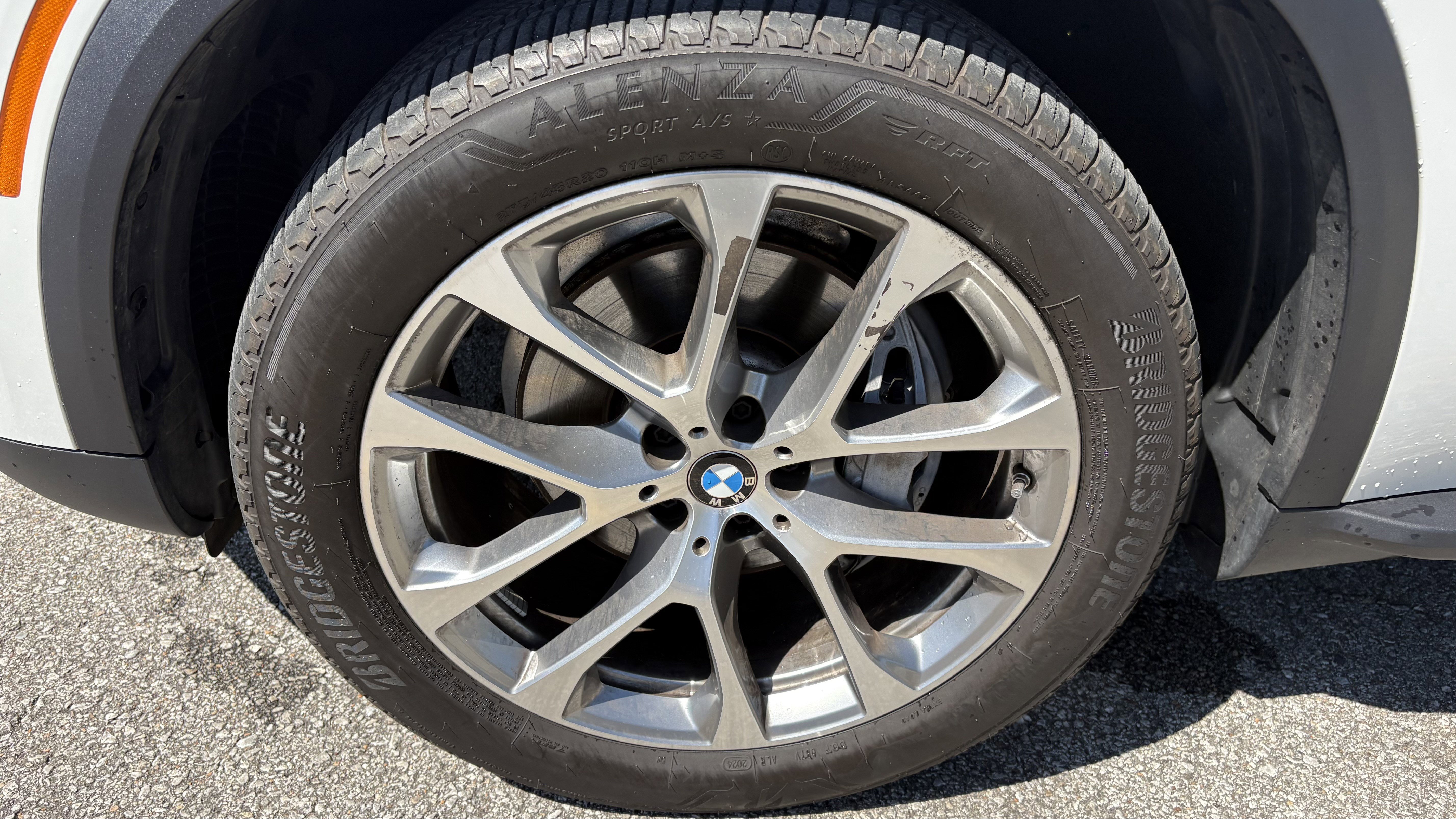 Certified 2025 BMW X5 xDrive40i w/ Climate Comfort Package AWD/4WD image 12