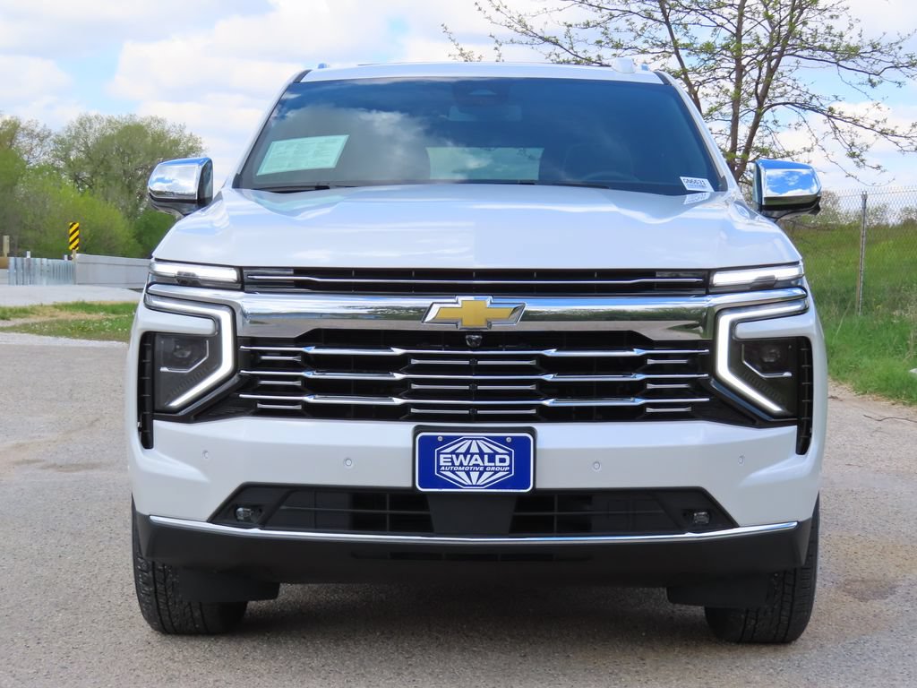 Certified 2025 Chevrolet Tahoe Premier w/ Sun And Tow Package AWD/4WD image 16