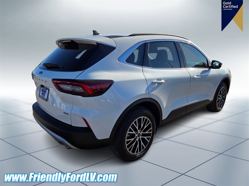 Certified 2025 Ford Escape SE w/ PHEV Premium Package image 5