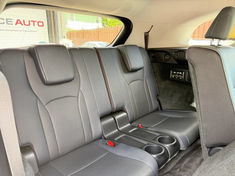 Used 2019 Lexus RX 350L AWD image 27