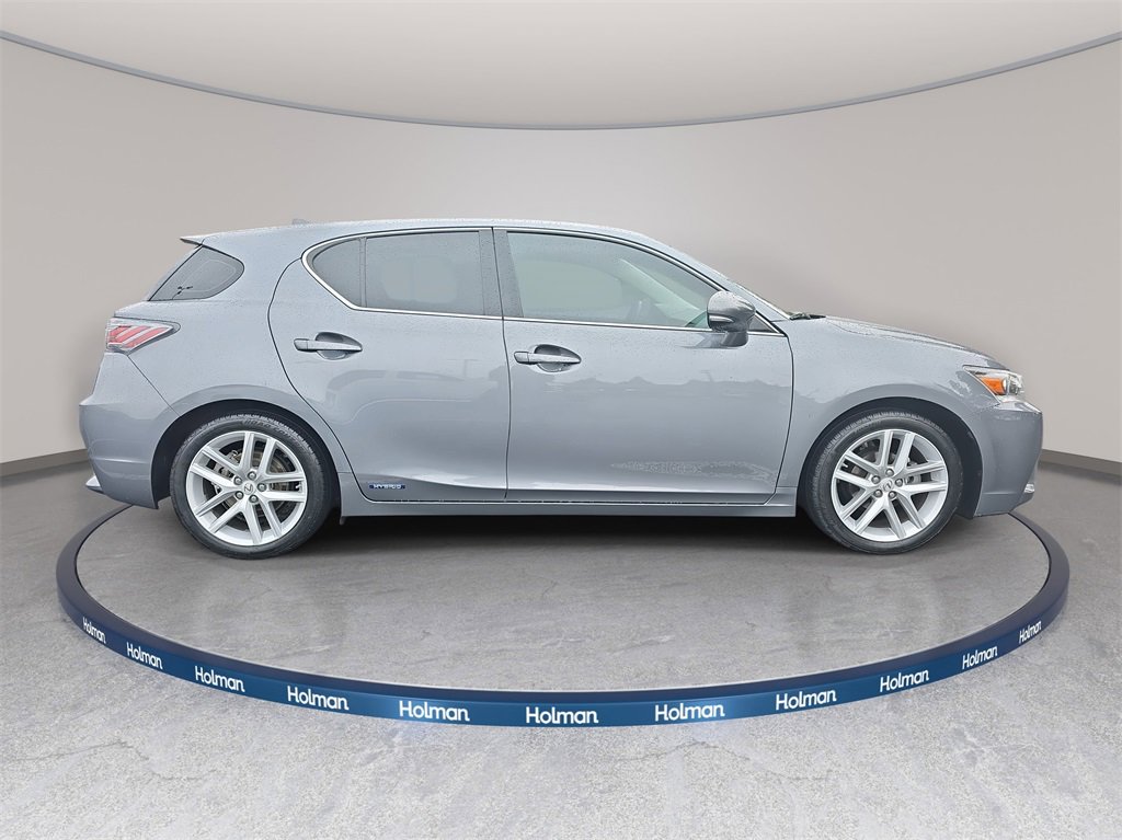 Used 2015 Lexus CT 200h image 4