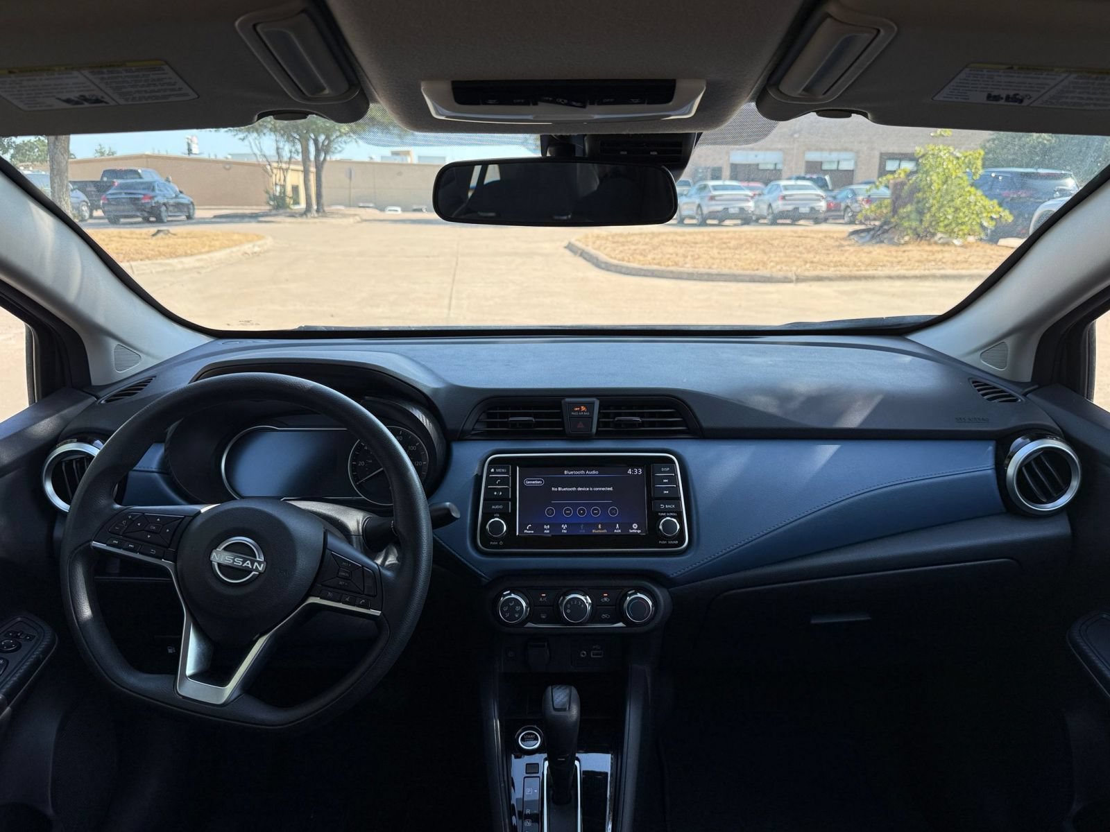 Used 2025 Nissan Versa SV FWD image 28