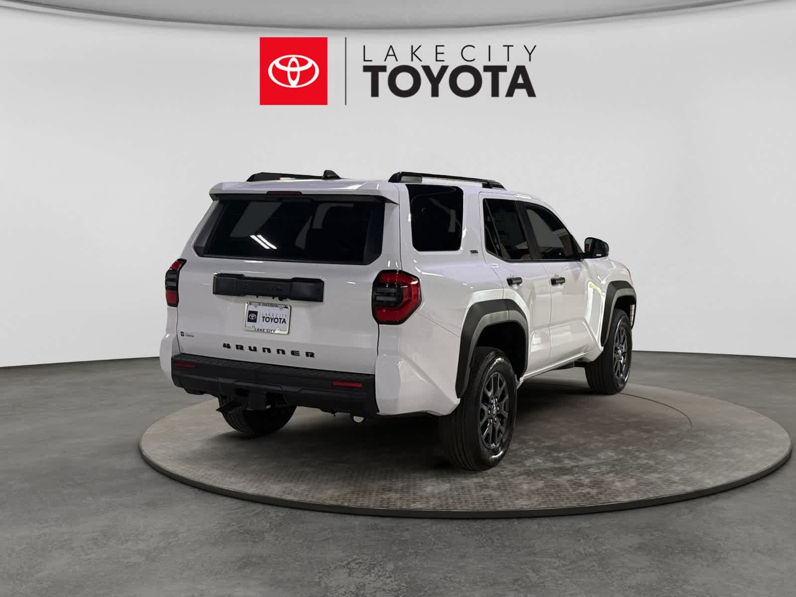 New 2026 Toyota 4Runner SR5 AWD/4WD image 6
