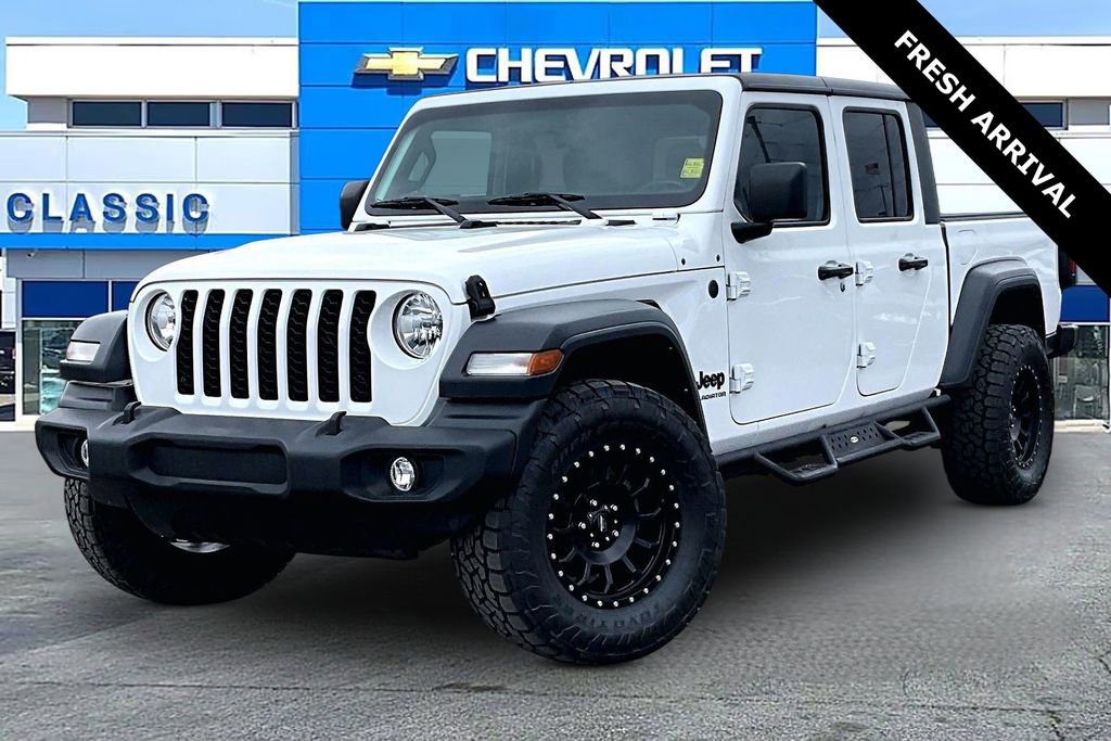 Used 2022 Jeep Gladiator Sport w/ Trailer Tow Package image 3