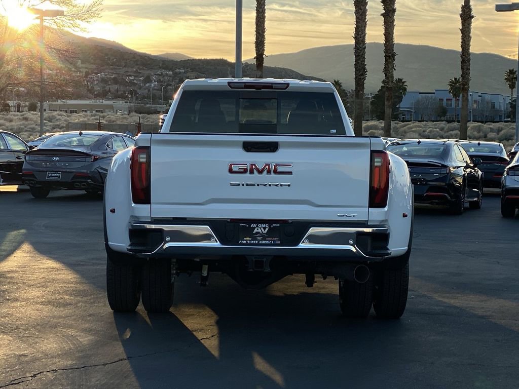 New 2026 GMC Sierra 3500 SLT w/ SLT Convenience Package image 14