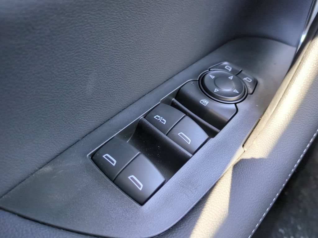 New 2026 Chevrolet Blazer LT w/ Convenience Package FWD image 24