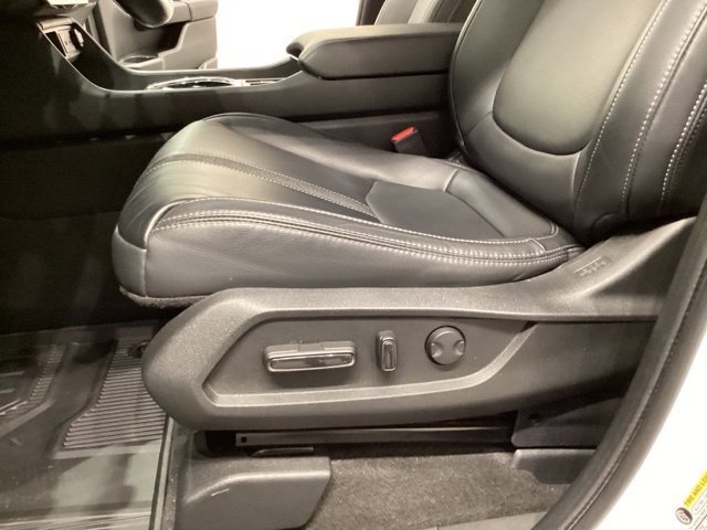 Certified 2023 Honda Pilot Touring image 31